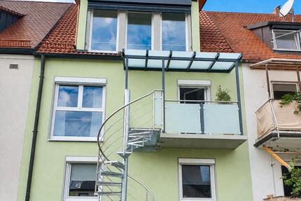 Haus Donauwörth - 5 Zimmer, 139 m&sup2;, 2.150&euro; | Angebot:27597414
