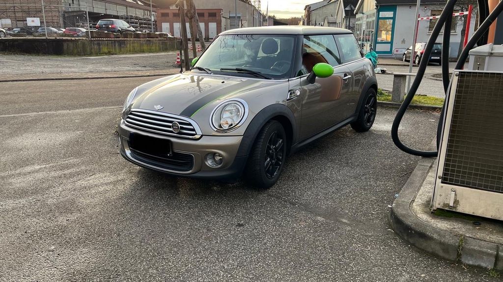 Mini ONE 94.700 km 7.500 &euro; Trippstadt 67705