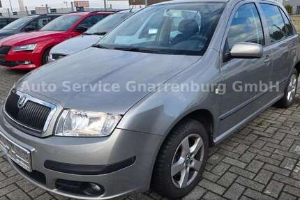 Skoda Fabia 72.500 km 6.460 &euro; Gnarrenburg 27442