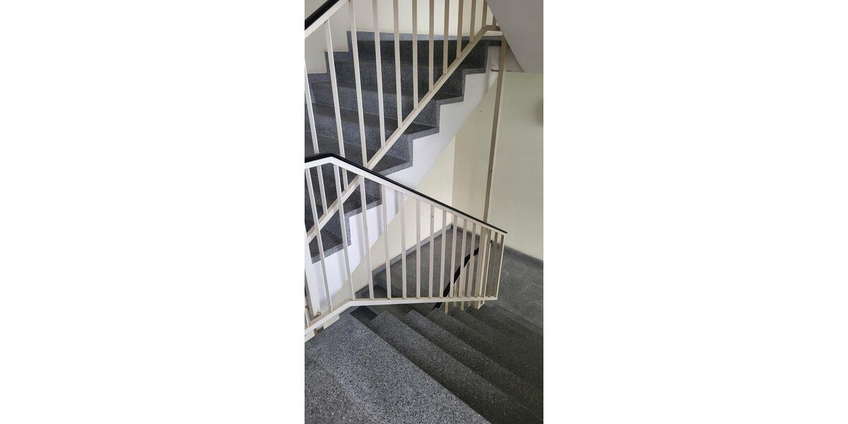 Etagenwohnung Saarbrücken Dudweiler - 3 Zimmer, 80 m&sup2;, 125.000&euro; | Angebot:27260864