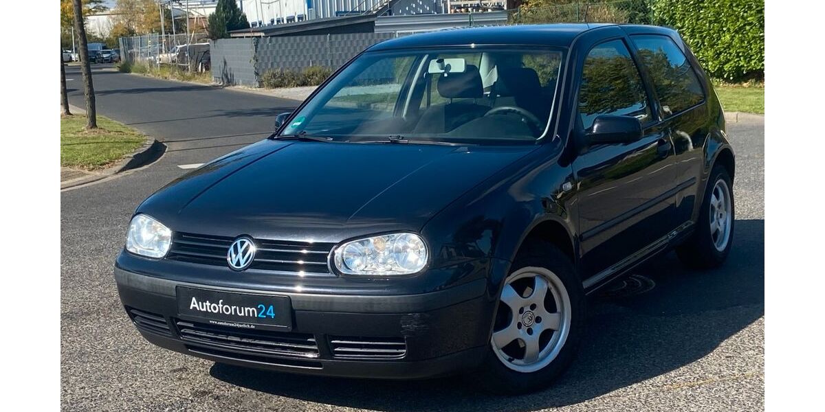 VW Golf 81.700 km 2.350 &euro; Jülich 52428