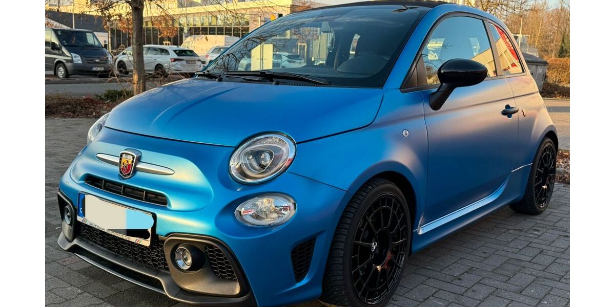 Abarth 595C 9.900 km 23.890 &euro; Berlin 13599