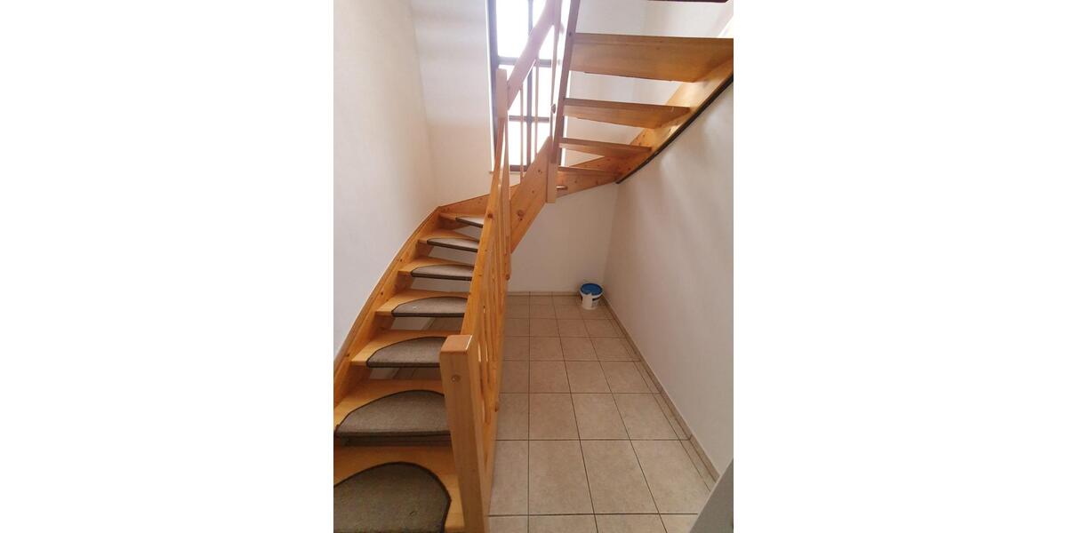 Maisonettenwohnung Querfurt - 4 Zimmer, 115 m&sup2;, 600&euro; | Angebot:26534920