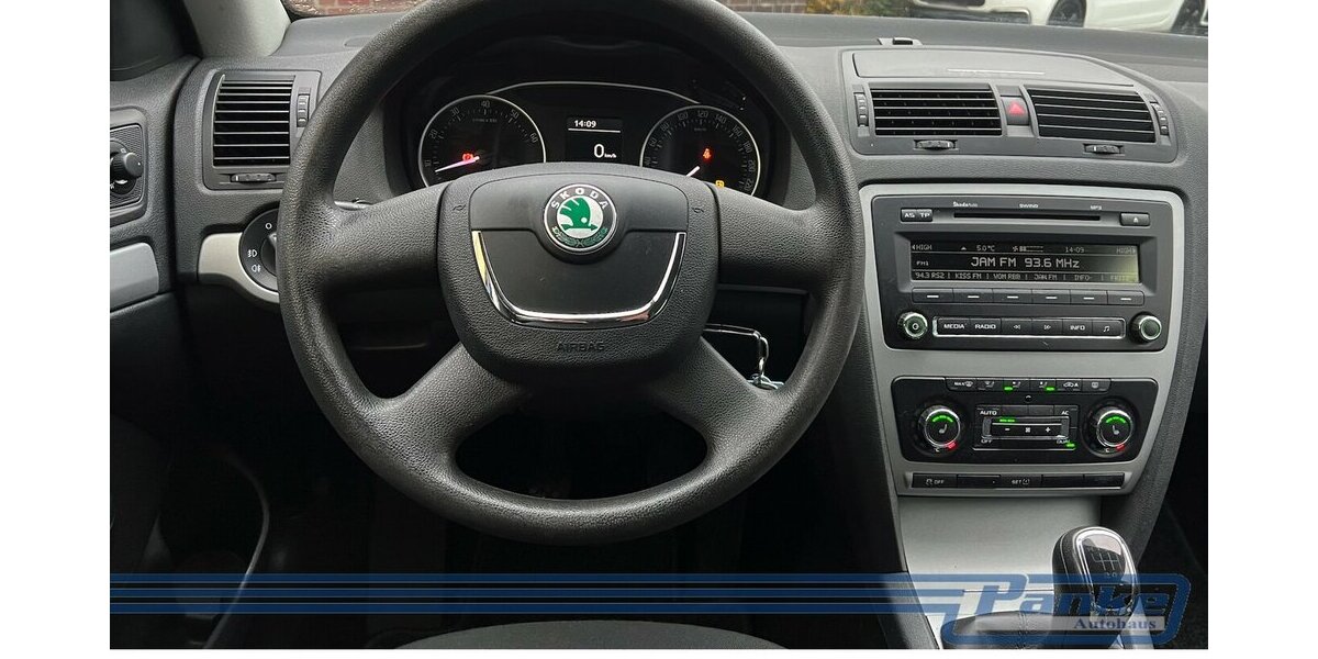 Skoda Octavia 1.2 TSI Family*SHZ*PDC*Aux*Tempo*RadioCD 145.024 km 5.480 &euro; Berlin 13187