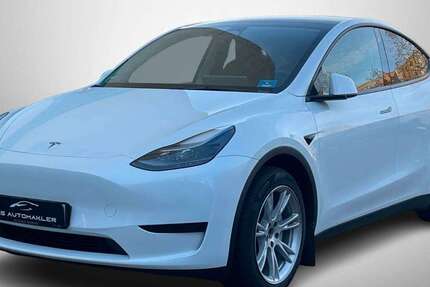 Tesla Model Y 59.000 km 29.900 € Potsdam 14480