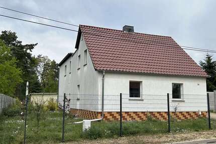 Haus Bernsdorf - 6 Zimmer, 155 m&sup2;, 199.000&euro; | Angebot:25973874