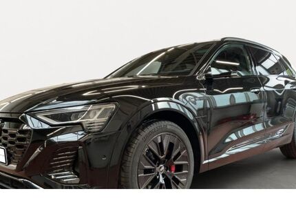 Audi Q8 e-tron 38.902 km 59.960 &euro; Lüneburg 21337