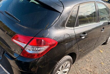 Citroen C4 123.731 km 4.299 &euro; Katlenburg-Lindau 37191