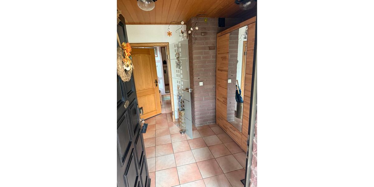 Einfamilienhaus Gemünden am Main - 5 Zimmer, 160 m&sup2;, 1.350&euro; | Angebot:26614471