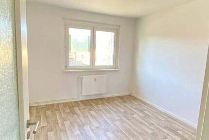 Wohnung Tützpatz - 2 Zimmer, 54 m&sup2;, 300&euro; | Angebot:26307128