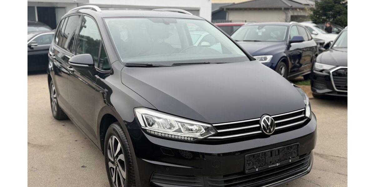 VW Touran 133.000 km 19.999 &euro; Gundelsheim 74831