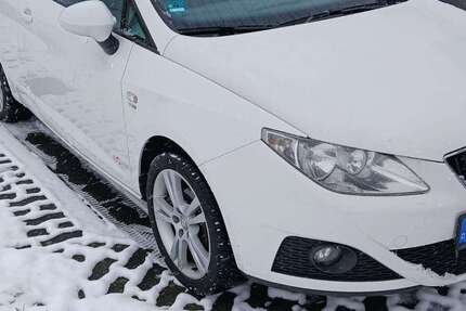 Seat Ibiza 218.500 km 2.700 &euro; Freudenberg 57258