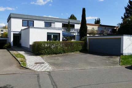 vermiete helle großzügige Wohnung 4 zimmer