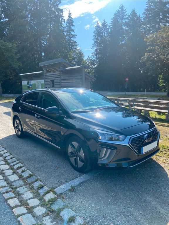 IONIQ