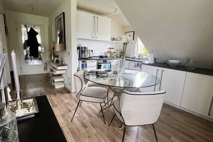 Gepflegte 2-Zimmer-Eigentumswohnung, leerstehend, mit Kfz-Stellplatz in Elsteraue 2 zimmer