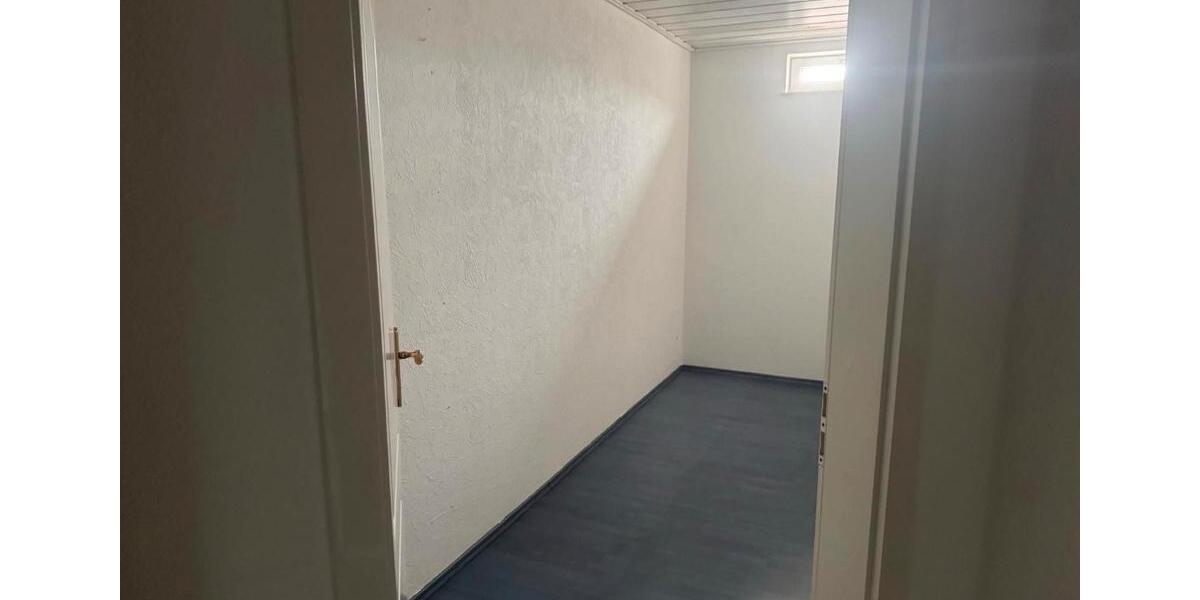 Terrassenwohnung Meßstetten - 4 Zimmer, 150 m&sup2;, 1.550&euro; | Angebot:24805987
