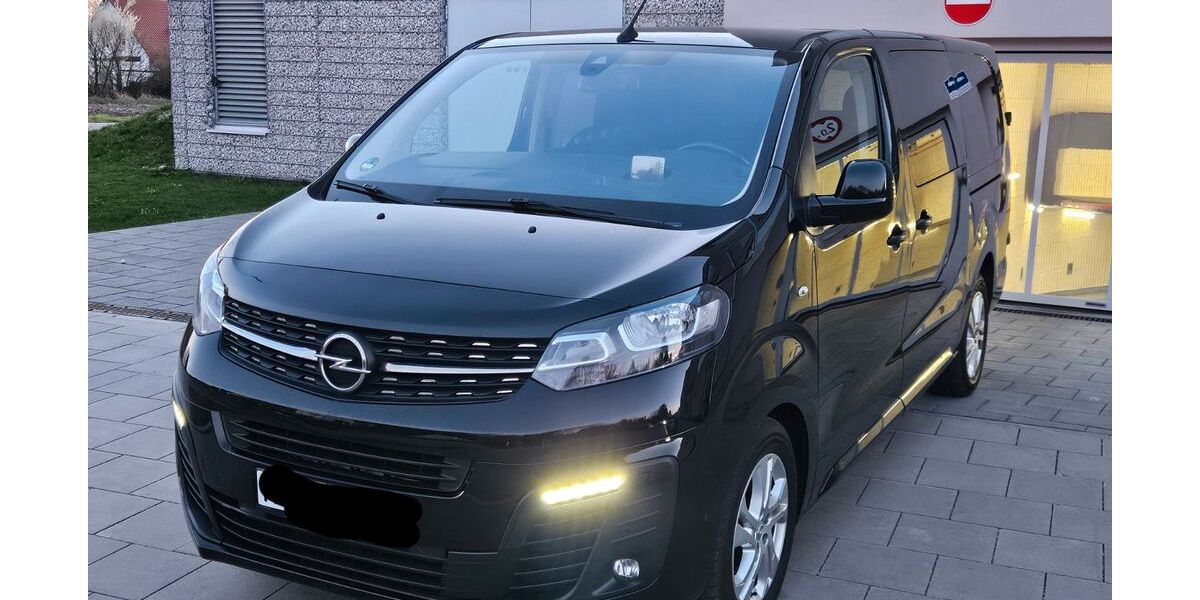 Opel Vivaro 139.800 km 21.000 &euro; München 80937