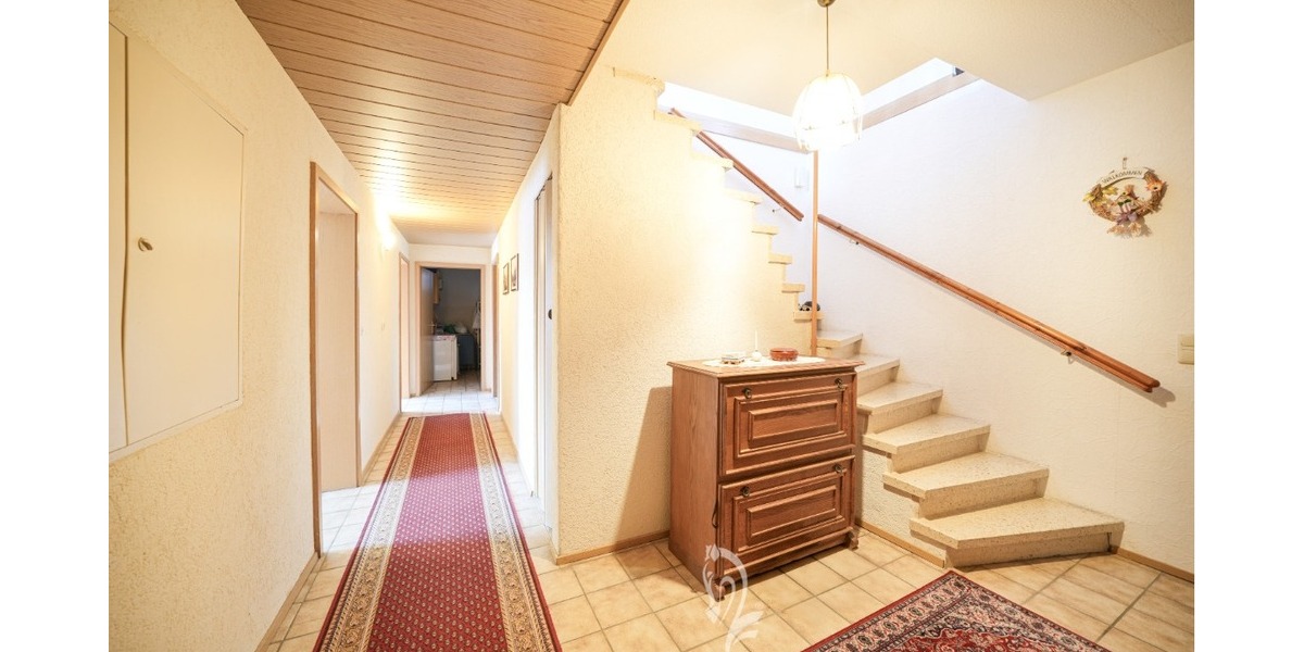 *reserviert* Wohnen mit Weitblick – schöner Bungalow mit Untergeschoss in ruhiger Feldrandlage - Bungalow Arnstein | Angebot:26200662