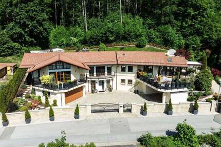 Haus Füssen - 9 Zimmer, 275 m&sup2;, 1.950.000&euro; | Angebot:26913515