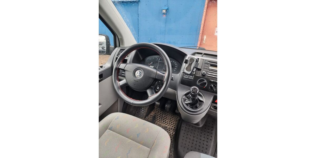 VW T5 Transporter 199.000 km 7.900 &euro; Lahr 77933