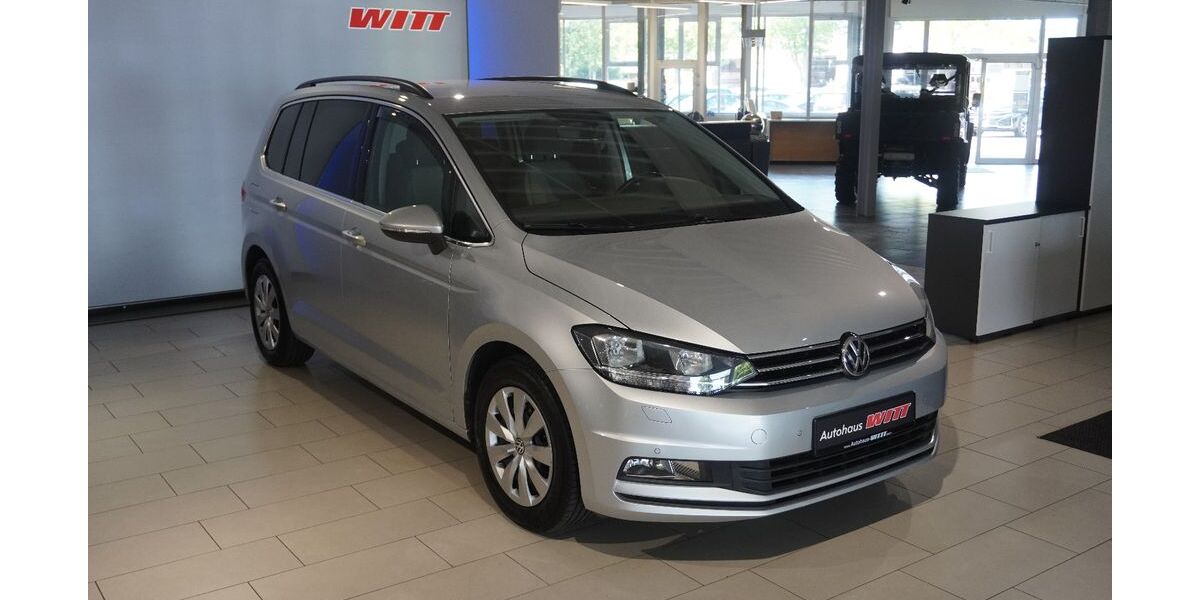VW Touran 95.150 km 17.490 &euro; Hollenstedt 21279