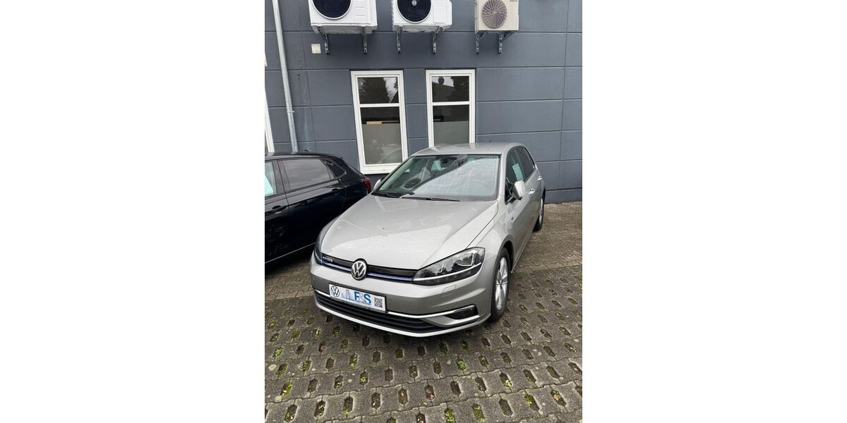 VW Golf 133.020 km 13.450 &euro; Emmerich am Rhein 46446
