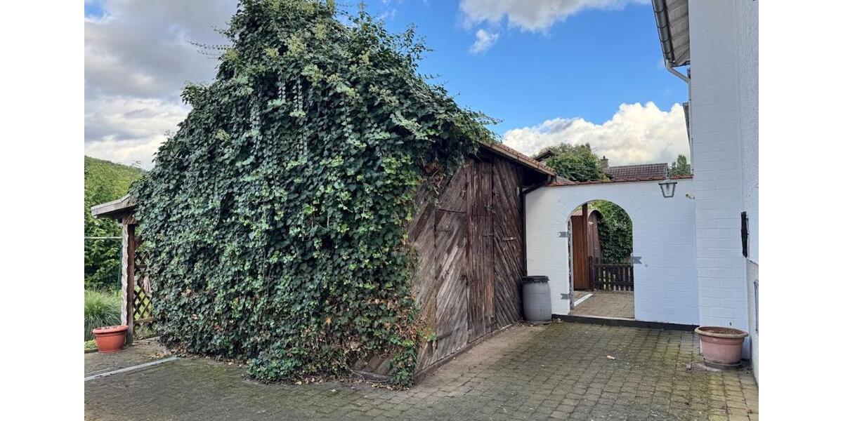 Doppelhaushälfte Witzenhausen Hundelshausen - 7 Zimmer, 160 m&sup2;, 180.000&euro; | Angebot:25175148