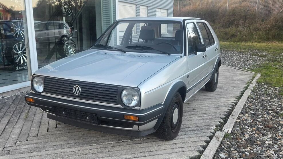 VW Golf 135.000 km 2.999 € Idar Oberstein 55743