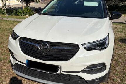 Opel Grandland (X) 152.000 km 9.400 &euro; Kettershausen 86498