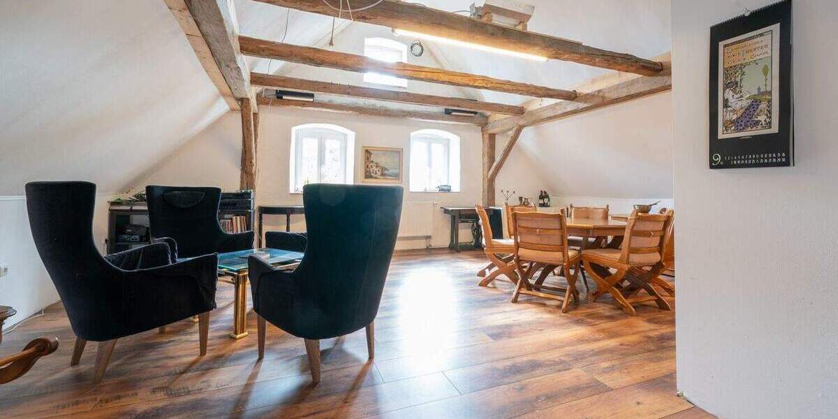 Einfamilienhaus Fünfstetten / Nußbühl Fünfstetten - 8 Zimmer, 301 m&sup2;, 1.200.000&euro; | Angebot:25727229