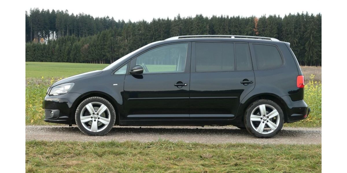 VW Touran 184.300 km 9.475 &euro; Traunreut 83301