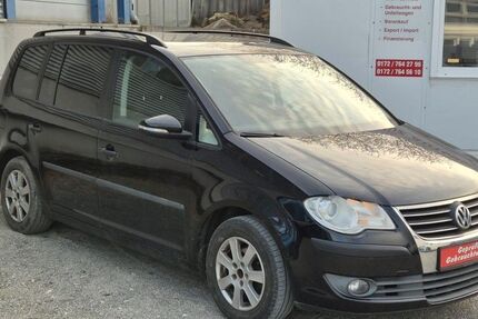VW Touran 173.000 km 2.490 &euro; Spaichingen 78549
