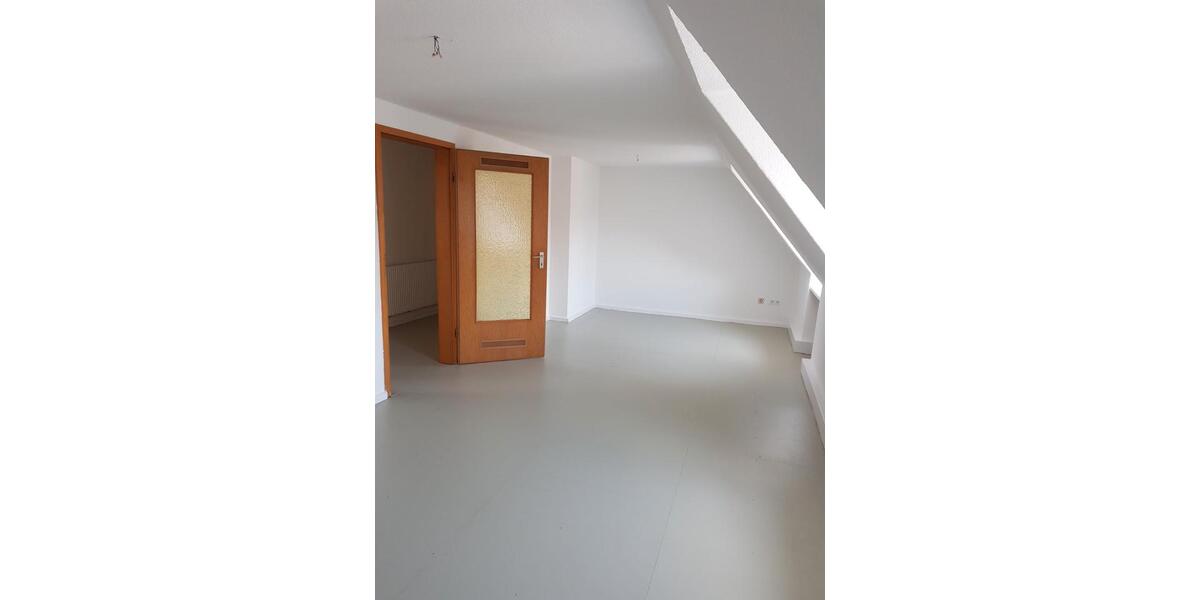 Dachgeschoßwohnung Bremerhaven Geestemünde - 3 Zimmer, 79 m&sup2;, 409&euro; | Angebot:26234116