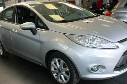 Ford Fiesta 1.6 Ti-VCT Titanium 34.350 km 6.480 &euro; Euskirchen 53881