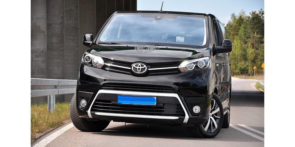 Toyota Proace (Verso) 80.000 km 33.790 &euro; Gifhorn 38518