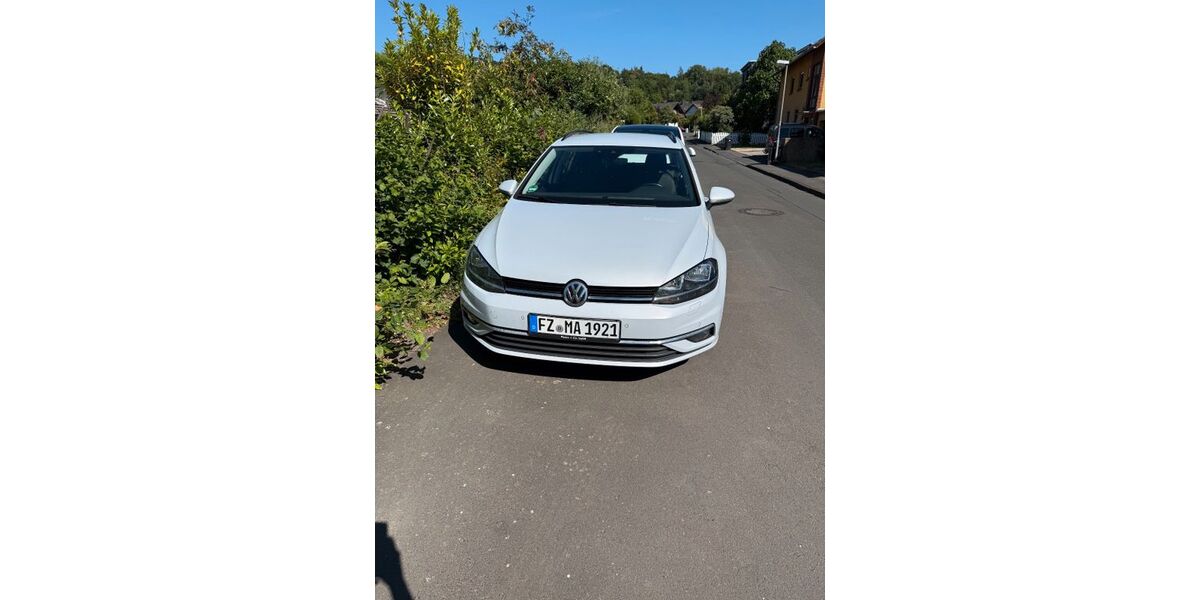 VW Golf 166.000 km 12.000 &euro; Gudensberg 34281