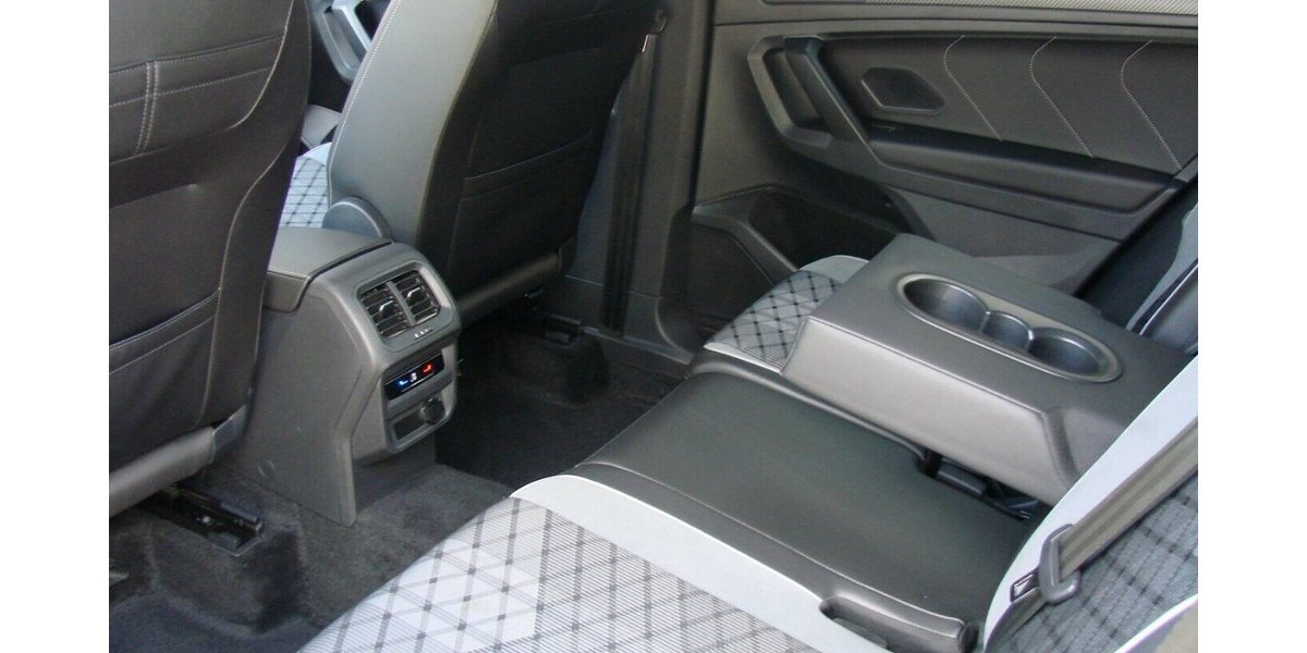 VW Tiguan Allspace 2.0TDi R-Line 4M Black Style ACC S 56.321 km 37.980 &euro; Falkensee 14612