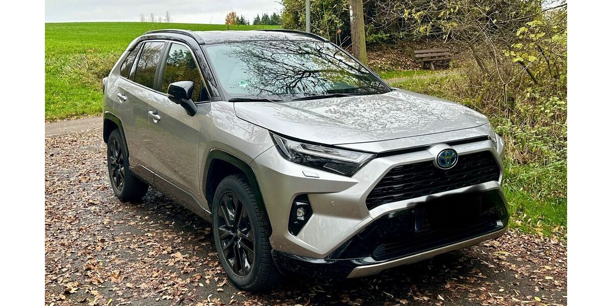 Toyota RAV 4 33.000 km 37.200 &euro; Hadamar 65589