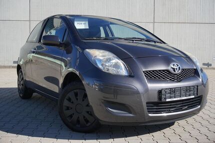 Toyota Yaris 99.960 km 3.495 &euro; Parkstetten 94365