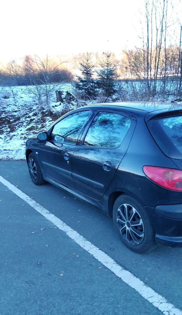 Peugeot 206 156.000 km 2.400 € Kelkheim (Taunus) 65779
