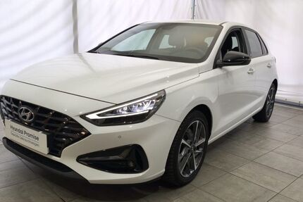 Hyundai i30 71.529 km 15.470 &euro; Gelsenkirchen 45897