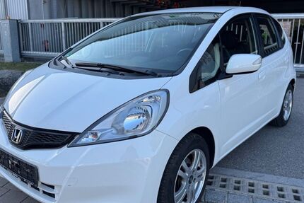 Honda Jazz 123.000 km 7.800 &euro; Höhenkirchen - Siegertsbrunn 85635
