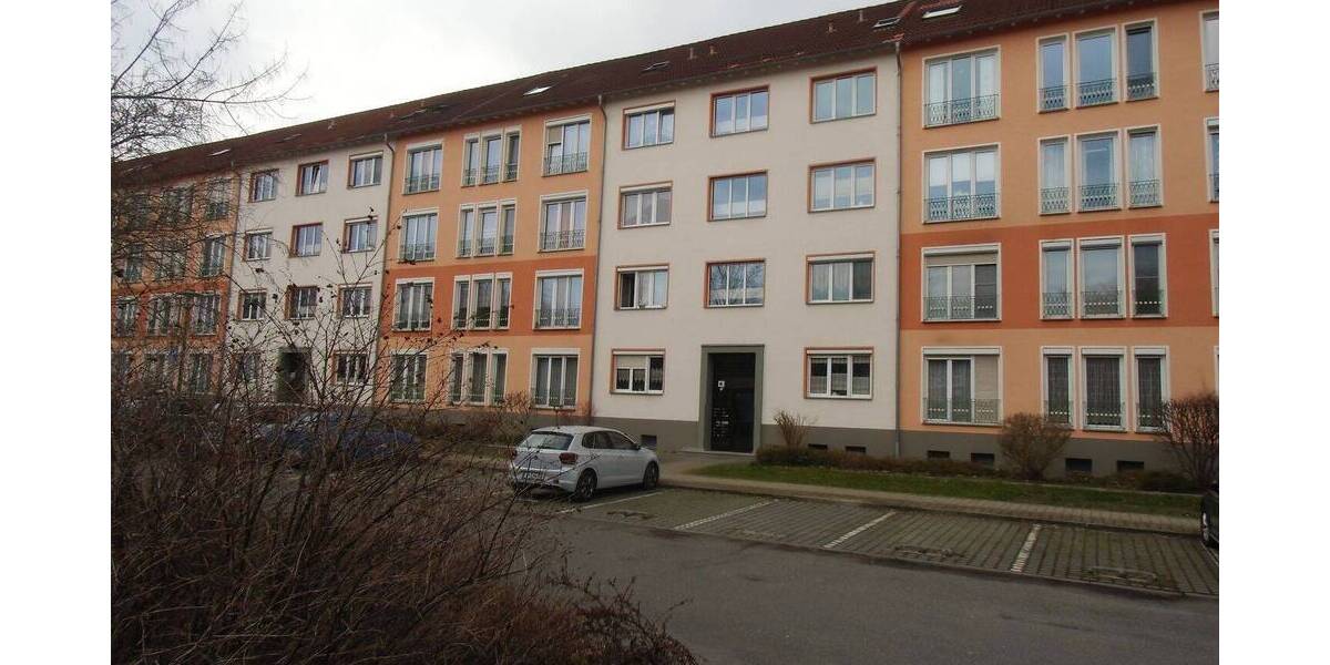 Etagenwohnung Hoyerswerda - 3 Zimmer, 77 m&sup2;, 79.000&euro; | Angebot:25986169