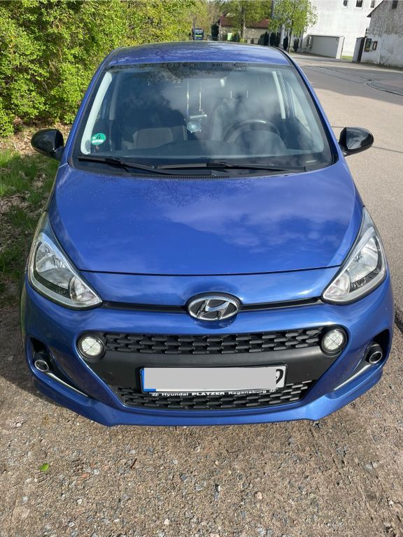 i10