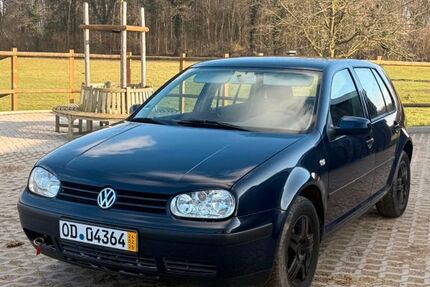 VW Golf 244.026 km 1.999 &euro; Elmenhorst 23869