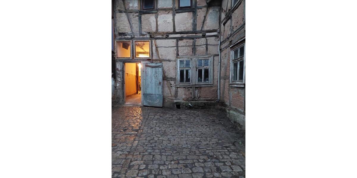 Bauernhaus, Landhaus Treffurt - 5 Zimmer, 160 m&sup2;, 28.000&euro; | Angebot:26872040