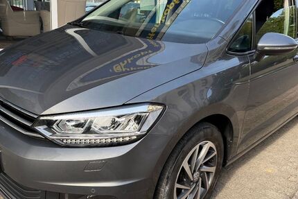 VW Touran 64.000 km 17.899 &euro; Saarbrücken 66115