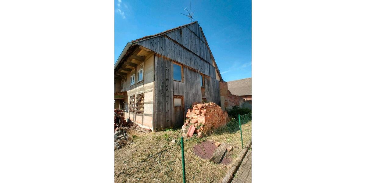 Einfamilienhaus Lengede - 10 Zimmer, 380 m&sup2;, 27.300&euro; | Angebot:25280896