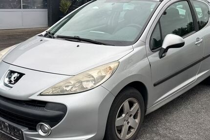 Peugeot 207 162.800 km 1.999 &euro; Lauterbach 36341