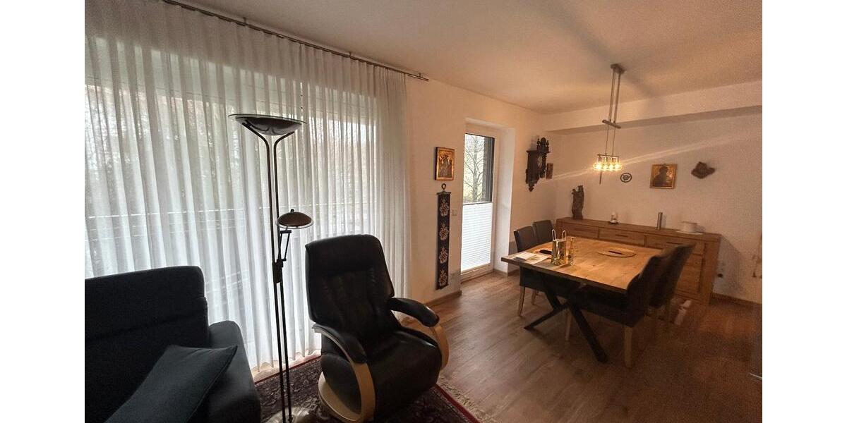 Erdgeschoßwohnung Bad Driburg - 2 Zimmer, 84 m&sup2;, 800&euro; | Angebot:26349020